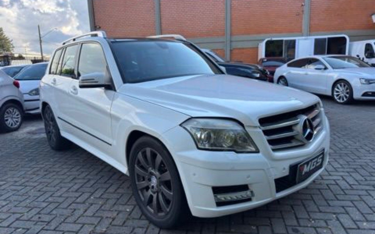 Mercedes-Benz GLK-300 3.0 V6 24V 4x4 231cv Aut. na cor Branco em Curitiba / PR - 945461
