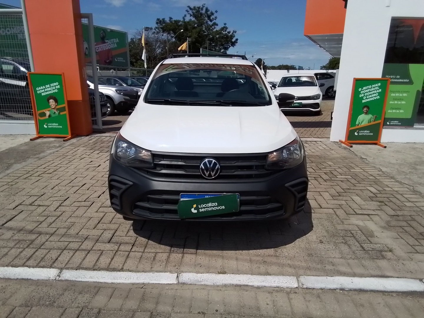 Volkswagen Saveiro Robust 1.6 Total Flex 16V na cor Branco em Criciúma / SC - 946289