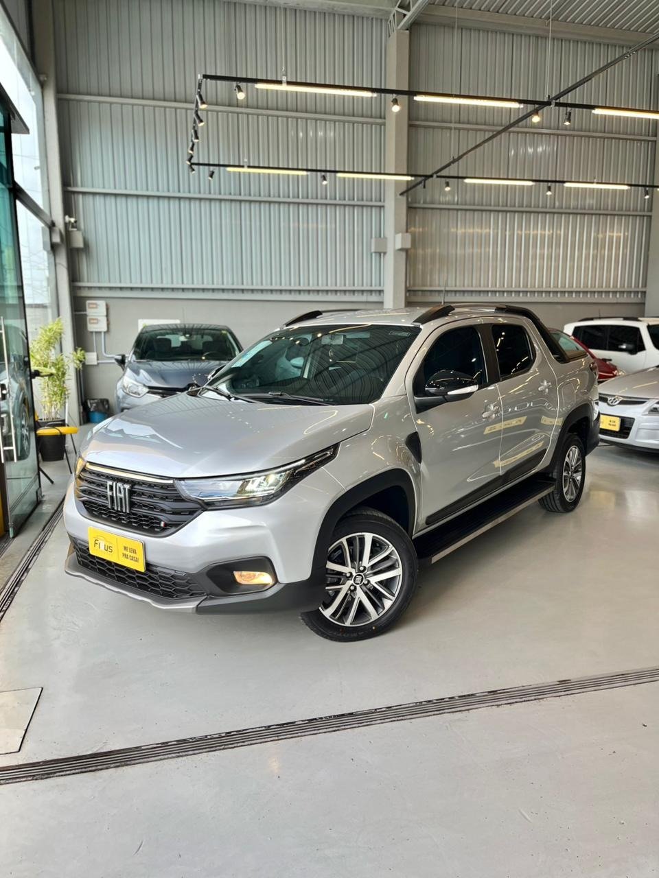 Fiat Strada Volcano 1.3 Flex 8V CD na cor Prata em São Mateus do Sul / PR - 946750