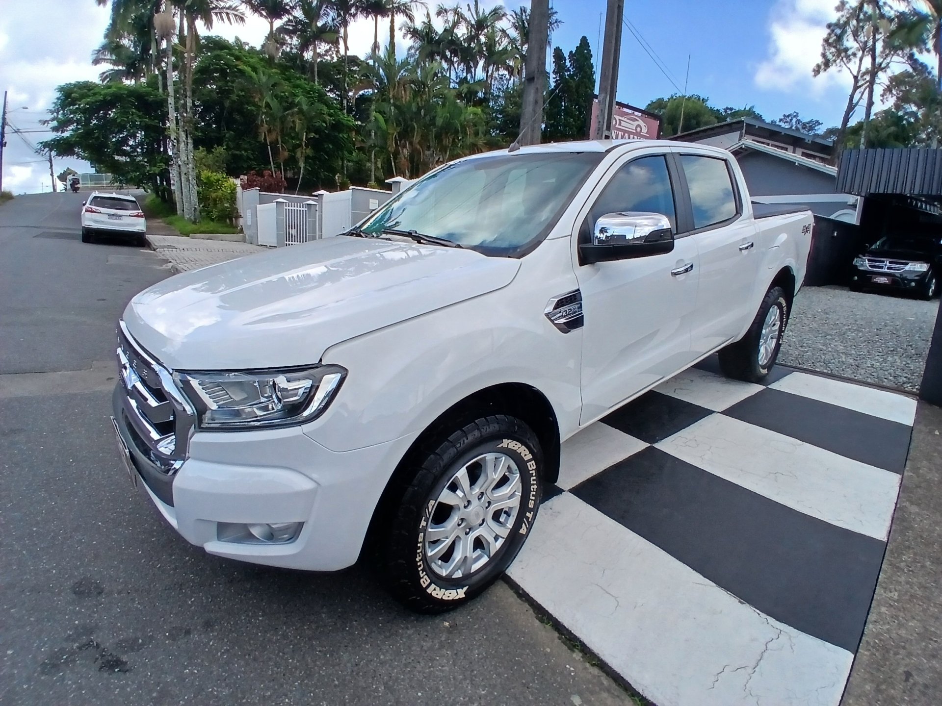 Ford Ranger TROPICAB 3.2 20V 4X4 TB Diesel na cor Branco em Joinville / SC - 946944