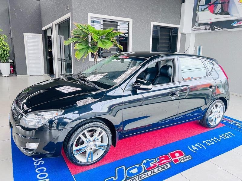 Hyundai i30 2.0 16V 145cv 5p Mec. na cor Preto em Curitiba / PR - 947203