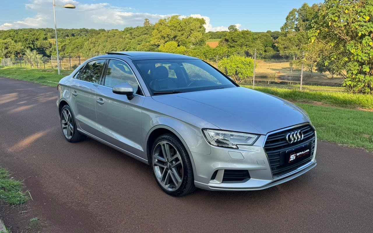 Audi A3 Sedan Performance 2.0 TFSI S-tronic na cor Prata em Londrina / PR - 947412