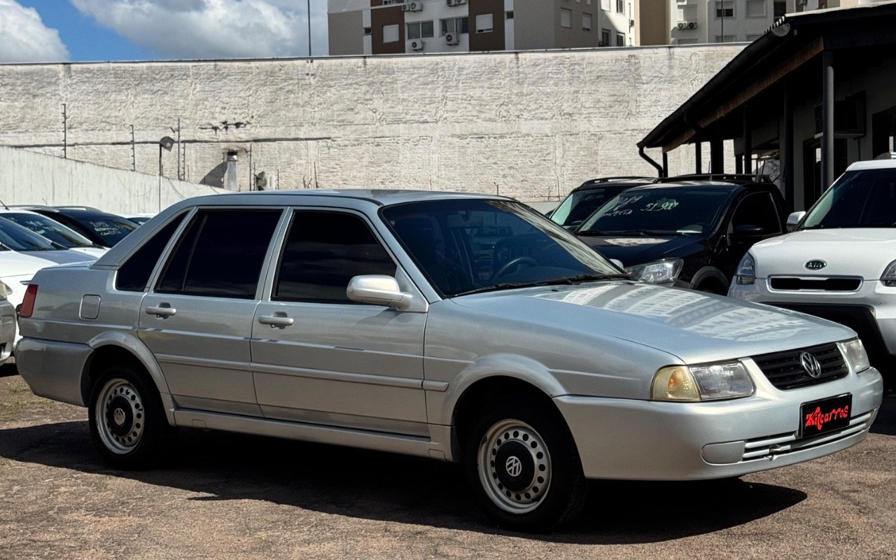Volkswagen Santana 1.8 Mi na cor Prata no Porto Alegre / RS - 947487