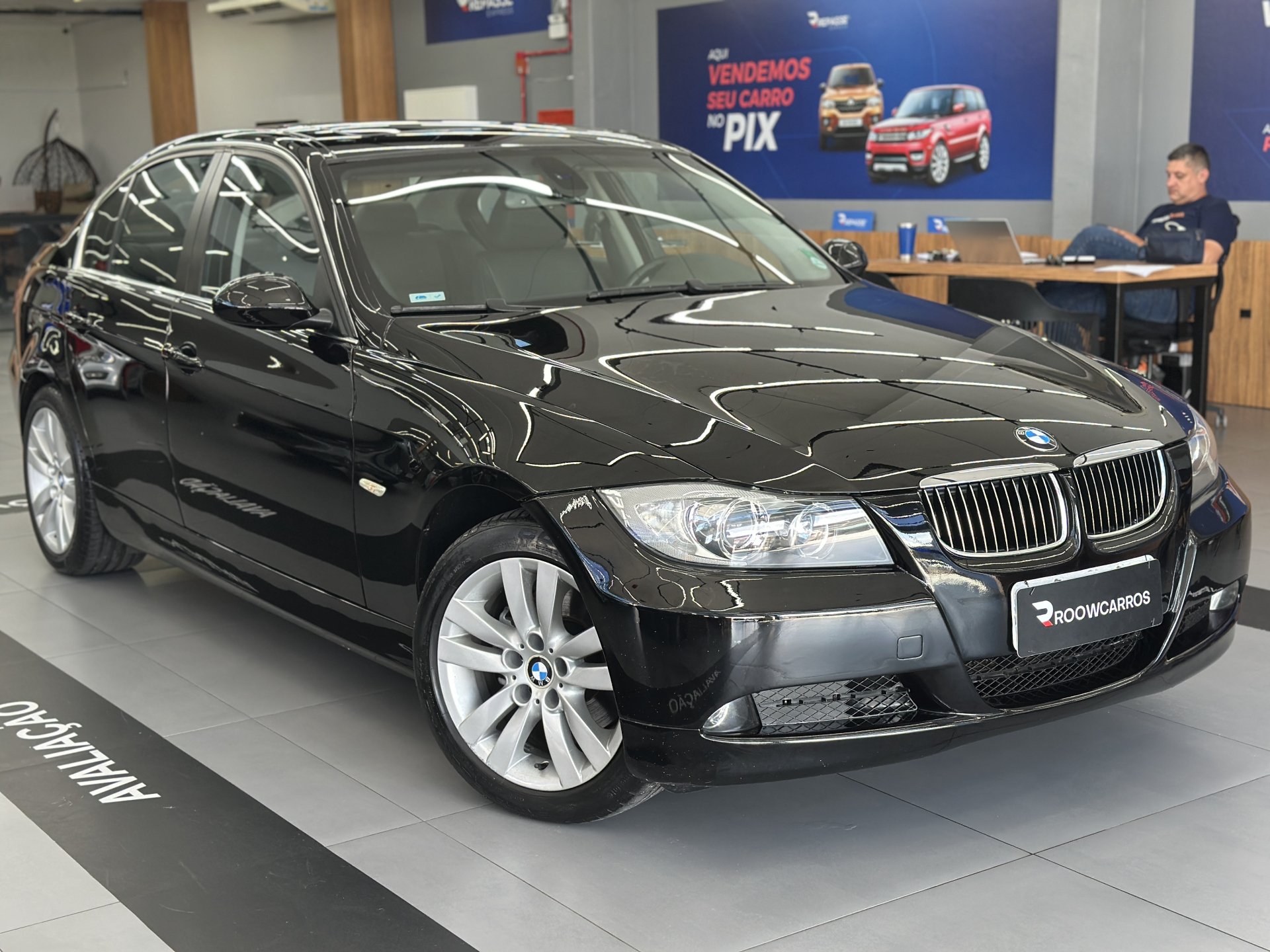 BMW 325i  na cor Preto em Palhoça / SC - 947666