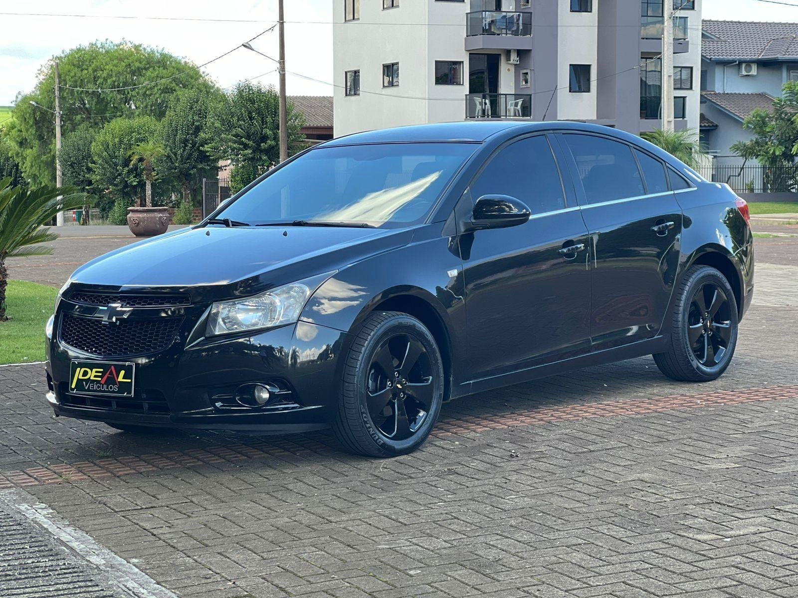 Chevrolet Cruze LT 1.4 16V Turbo Flex 4p Aut. na cor Preto em Xanxerê / SC - 947688