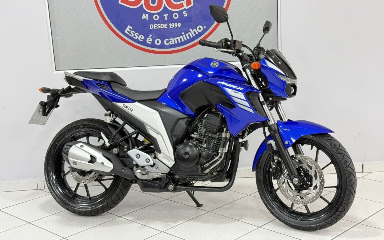 YAMAHA FZ25 250 FAZER FLEX  na cor Azul em Araucária / PR - 947702