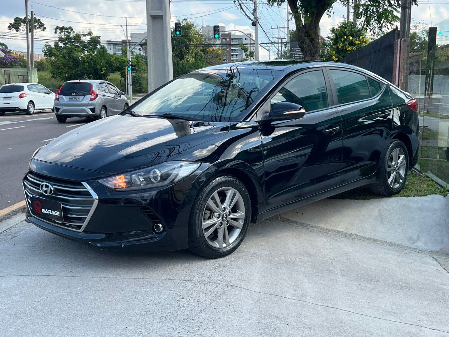 Hyundai Elantra Special Edit. 2.0 16V Flex Aut. na cor Preto em Curitiba / PR - 948074