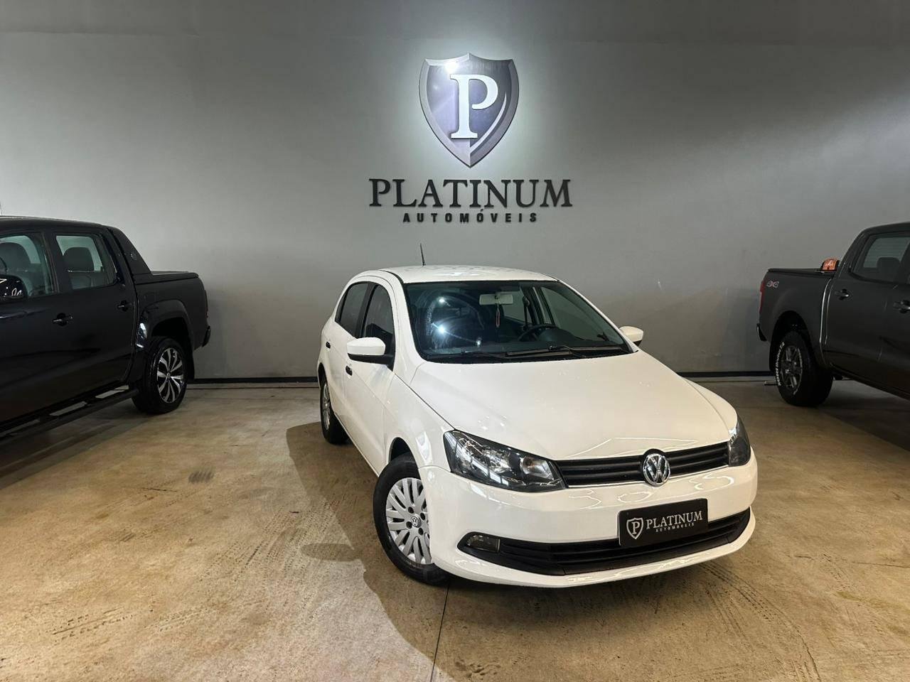 Volkswagen Gol Trendline 1.6 T.Flex 8V 5p na cor Branco em Palhoça / SC - 948394