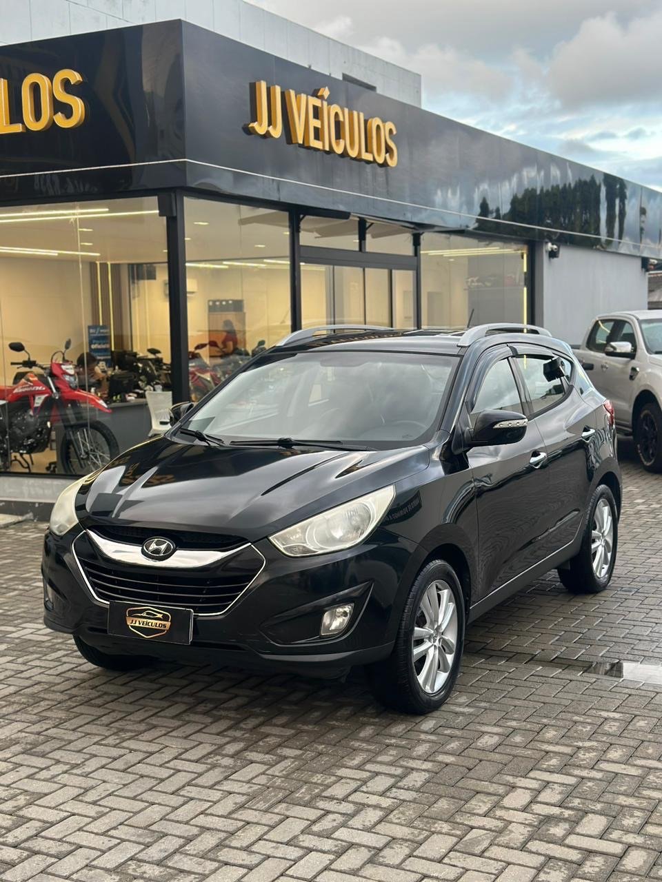 Hyundai Ix35 2.0 16V 170cv 2WD/4WD Aut. na cor Preto em São José / SC - 949280