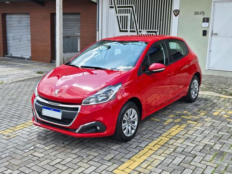 Peugeot 208 Active 1.2 Flex 12V 5p Mec. na cor Vermelho em São José dos Pinhais / PR - 949674
