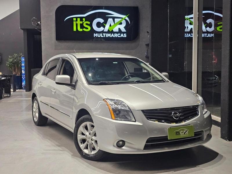 Nissan Sentra 2.0/ 2.0 Flex Fuel 16V Aut. na cor Prata em Curitiba / PR - 950447