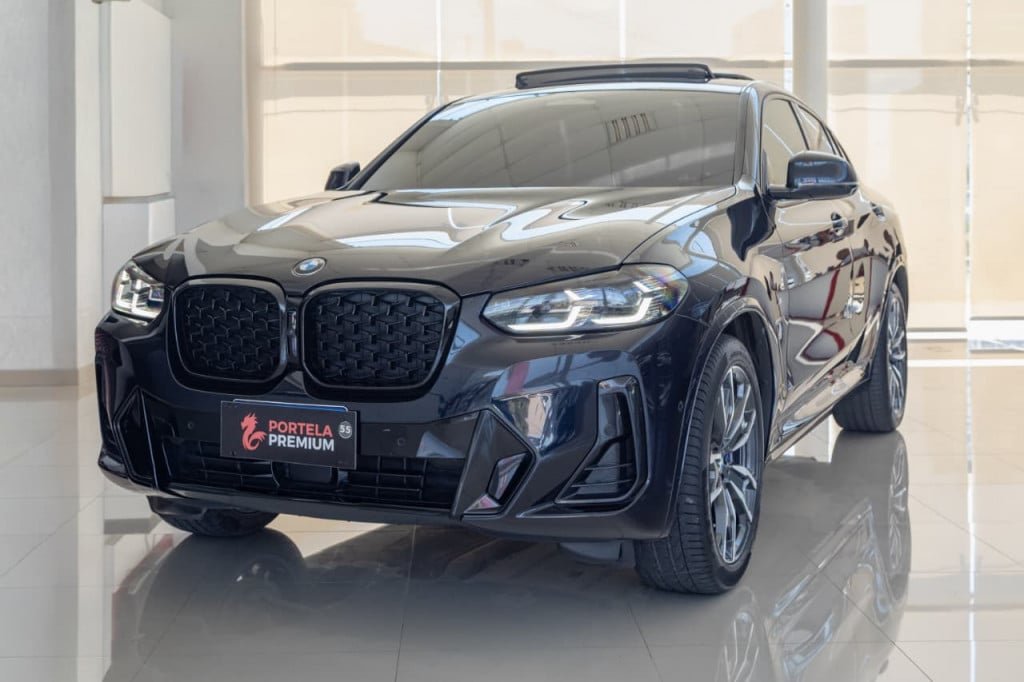 BMW X4 XDRIVE 30i M-Sport 2.0 TB 252cv Aut na cor Preto em Curitiba / PR - 951657