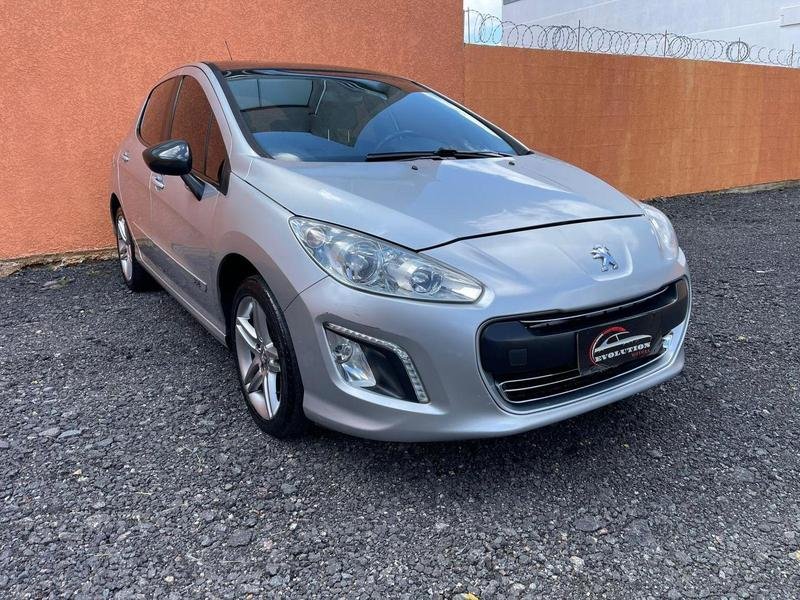 Peugeot 308 Feline/Griffe 1.6 Turbo 16V 5p Aut. na cor Prata em Fazenda Rio Grande / PR - 952601