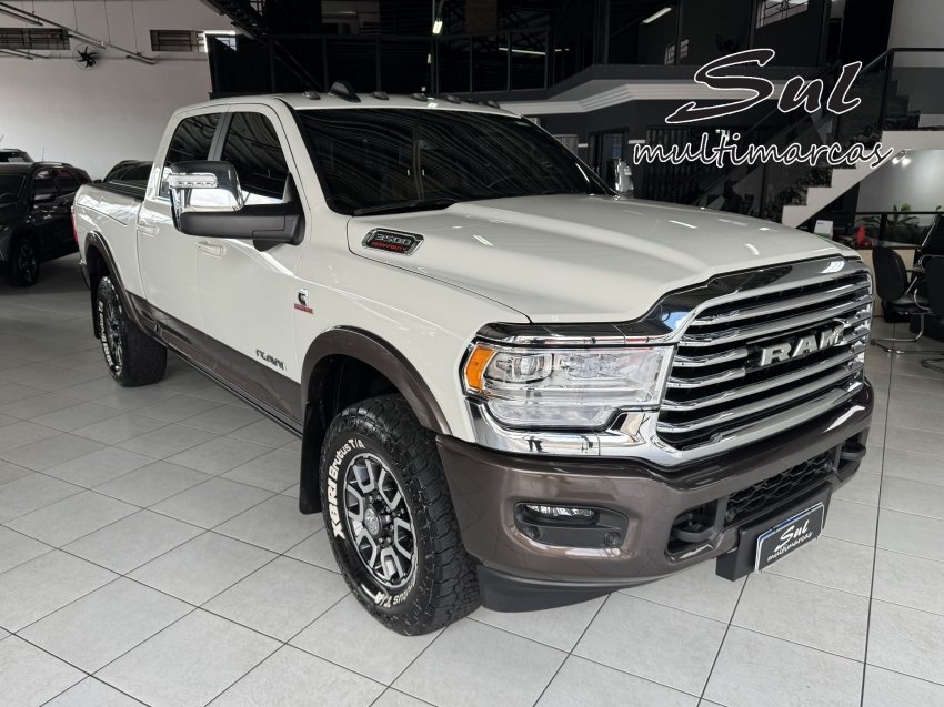 RAM 3500 LIMITED LONGHORN 6.7 TB CD Diesel na cor Branco em Ponta Grossa / PR - 952622