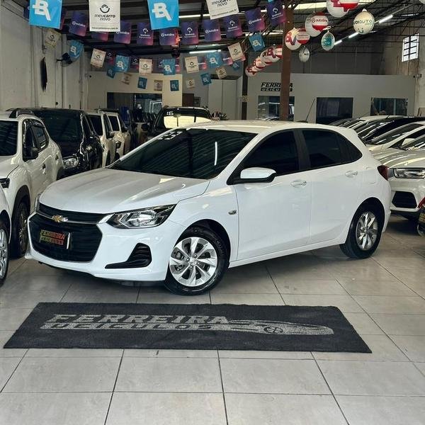 Chevrolet Onix HATCH 1.0 12V TB 5p Mec. na cor Branco no Porto Alegre / RS - 953173