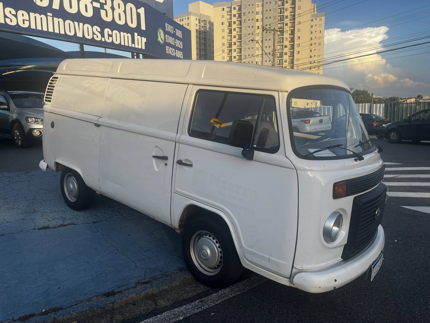 Volkswagen Kombi Standard 1.4 Mi Total Flex 8V na cor Branco em Campinas / SP - 953347