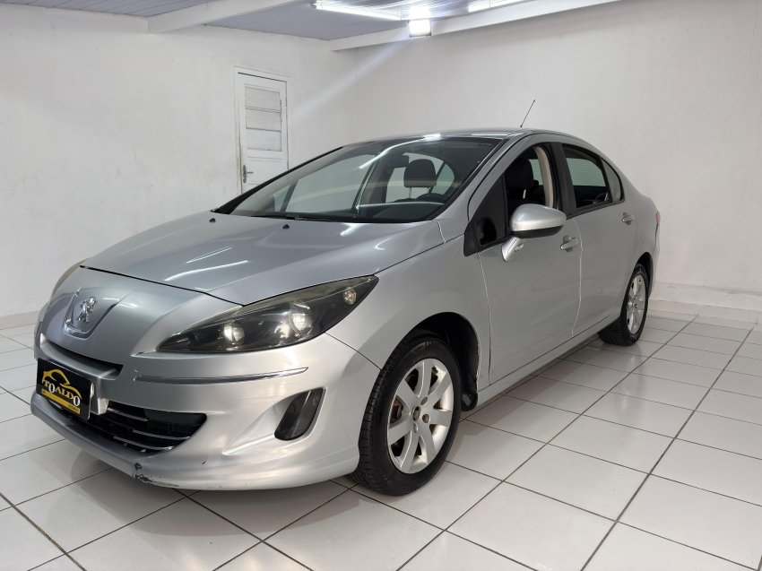 Peugeot 408 Sedan Allure 2.0 Flex 16V 4p Mec. na cor Prata em Curitiba / PR - 953411