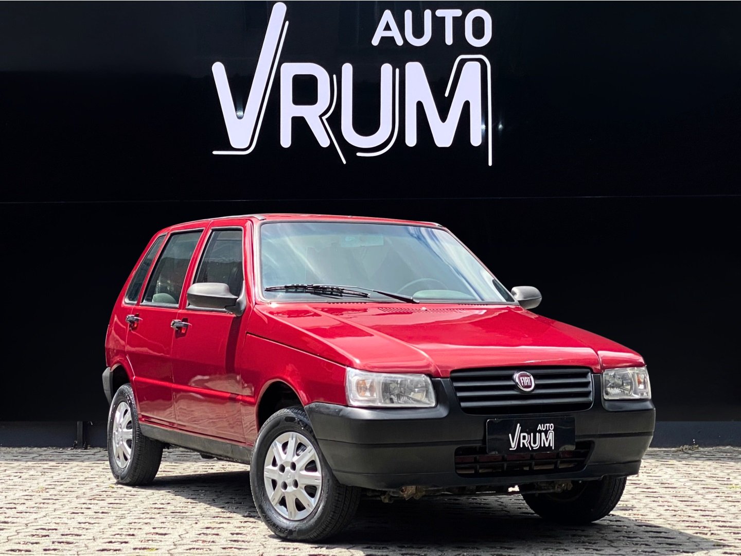 Fiat Uno Mille 1.0 Fire/ F.Flex/ ECONOMY 2p na cor Vermelho em Curitiba / PR - 953582