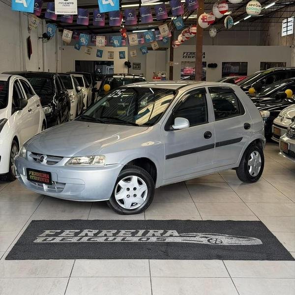 Chevrolet Celta Spirit 1.0 MPFI VHC 8V 3p na cor Prata no Porto Alegre / RS - 953734