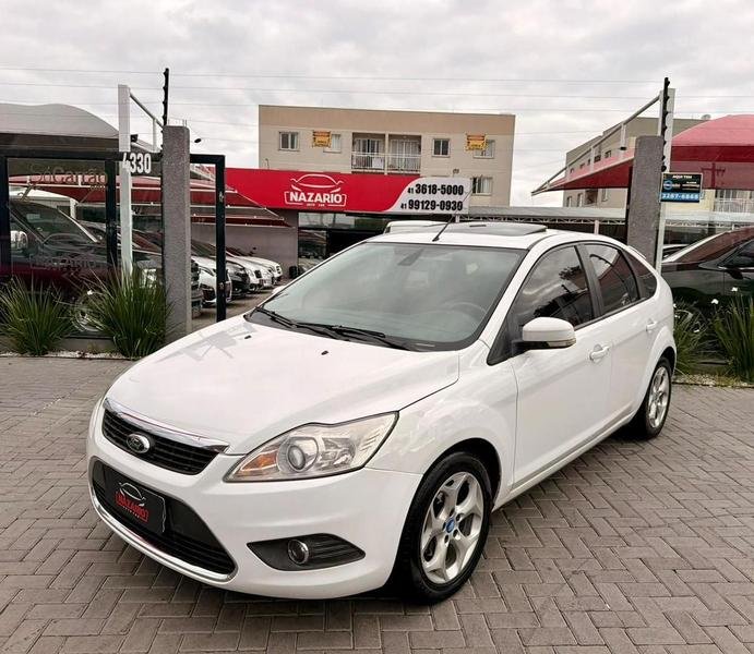 Ford Focus TITANIUM 2.0 16V Flex 5p Mec. na cor Branco em Curitiba / PR - 953958
