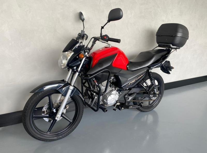 YAMAHA YBR 125 FACTOR ED/FACTOR EDITION  na cor Vermelho em Curitiba / PR - 953978