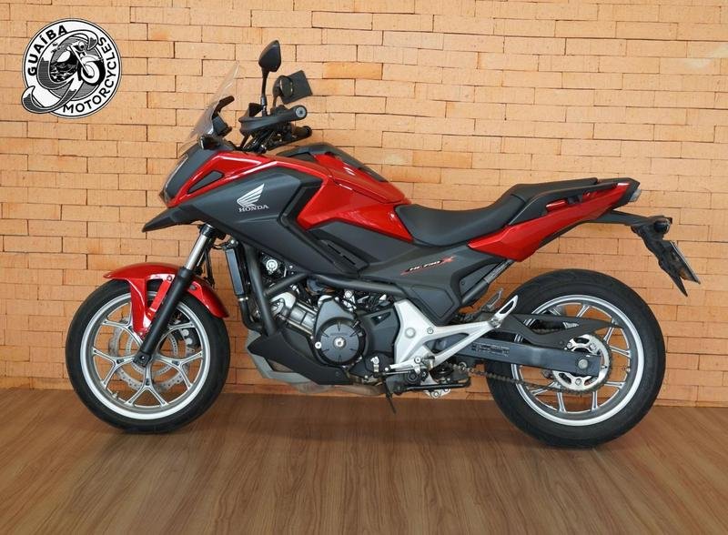 Honda NC 750X/NC 750X ABS  na cor Vermelho em Curitiba / PR - 954369