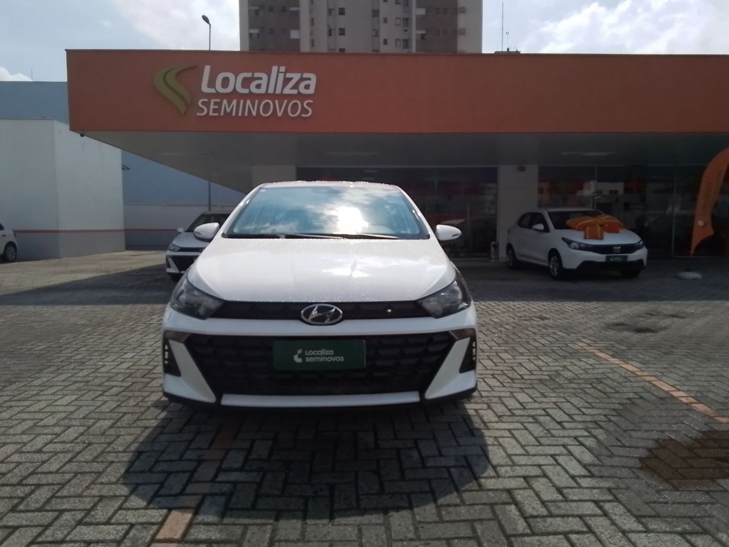 Hyundai HB20S Comfort Plus 1.0 TB Flex 12V Aut na cor Prata em Blumenau / SC - 954815