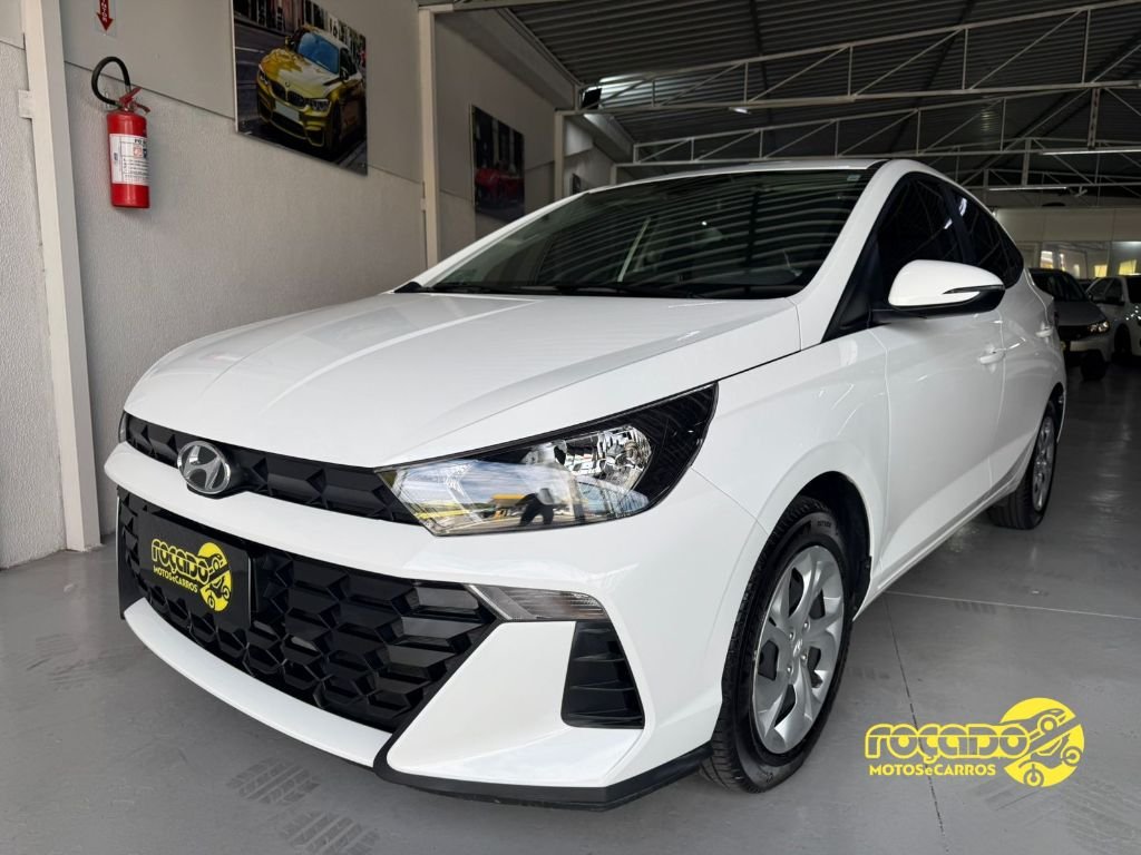 Hyundai HB20S Comfort Plus 1.0 Flex 12V Mec. na cor Branco em São José / SC - 954990