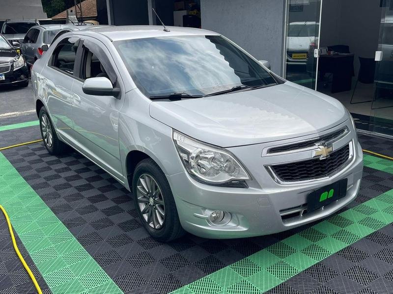 Chevrolet Cobalt LTZ 1.4 8V FlexPower/EconoFlex 4p na cor Prata em Curitiba / PR - 955423