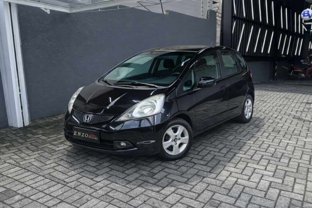 Honda Fit LX 1.4/ 1.4 Flex 8V/16V 5p Aut. na cor Preto em Curitiba / PR - 955726