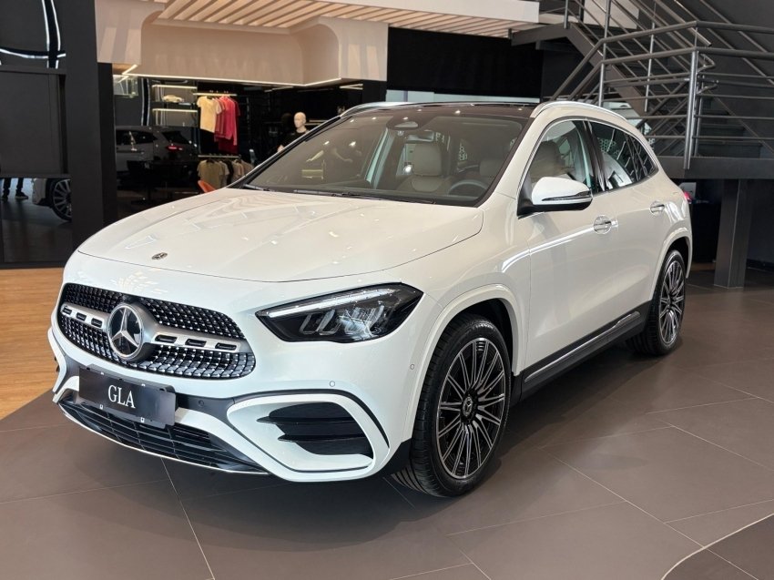 Mercedes-Benz GLA 200 AMG Line 1.3 16V TB Aut.(Híb.) na cor Branco no Porto Alegre / RS - 955957