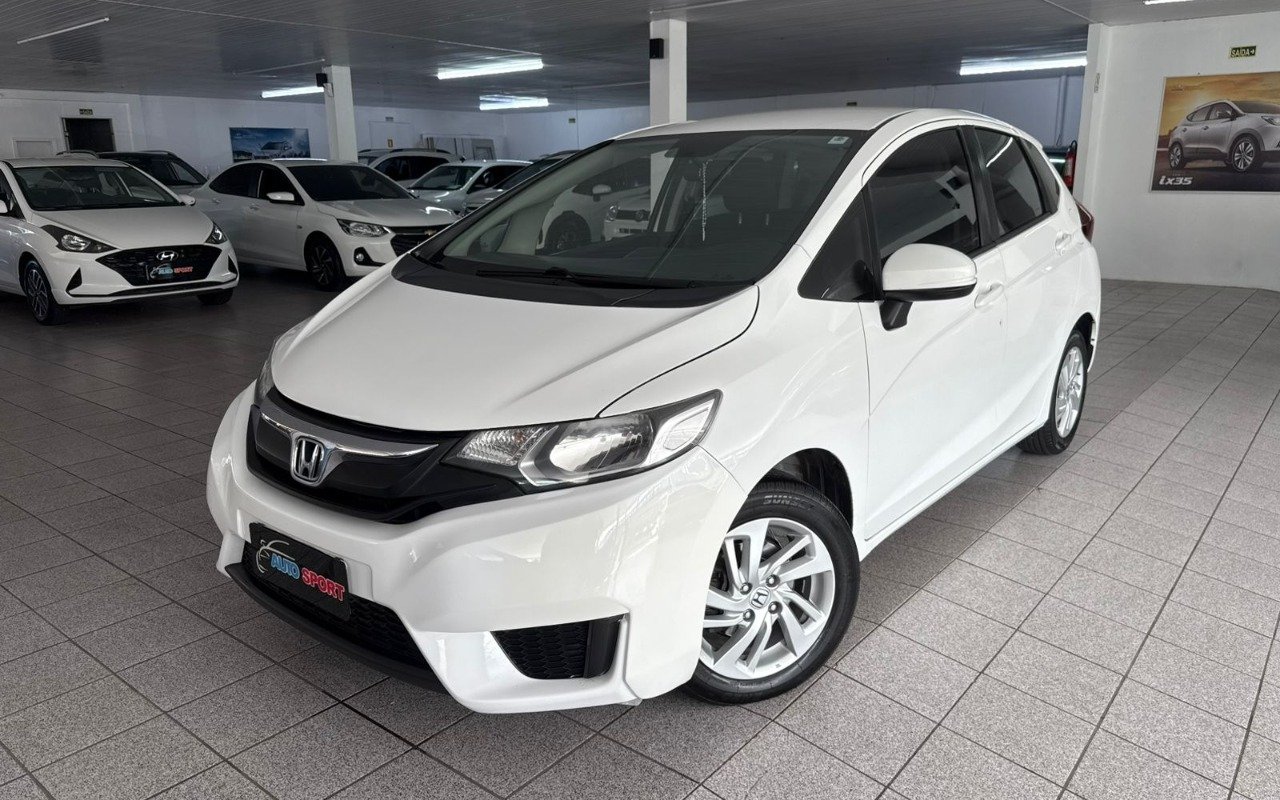 Honda Fit LX 1.5 Flexone 16V 5p Aut. na cor Branco no Novo Hamburgo / RS - 956375