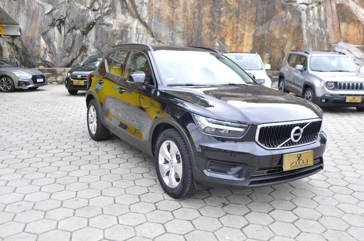 Volvo XC40 T-4 2.0 190cv FWD na cor Preto em Florianópolis / SC - 956479