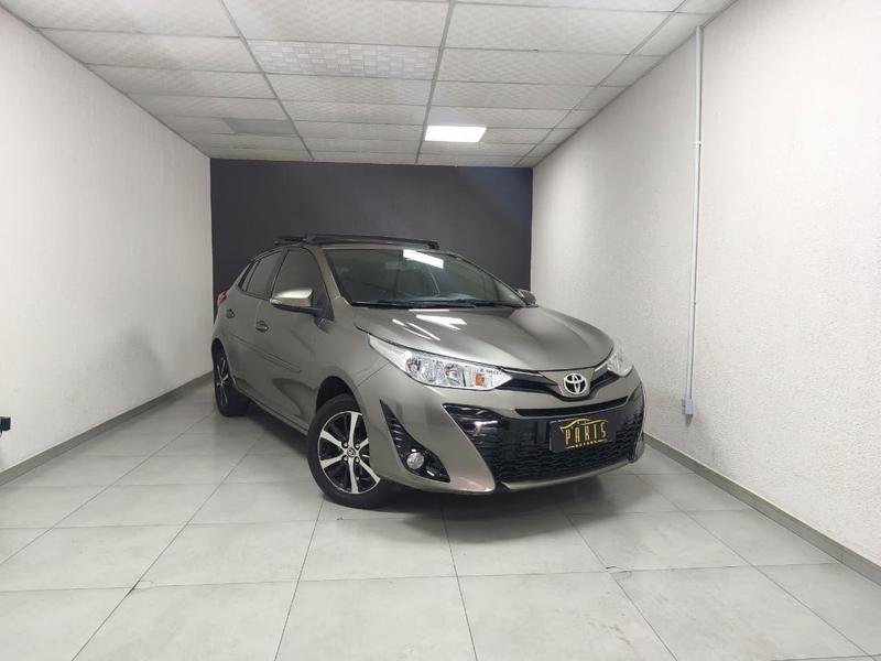 Toyota Yaris XL 1.3 Flex 16V 5p Aut. na cor Cinza em São José dos Pinhais / PR - 956593