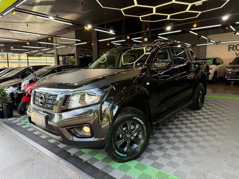 Nissan Frontier ATTAC.CD 4x4 2.3 Bi-TB Die. Aut na cor Preto em Londrina / PR - 956941
