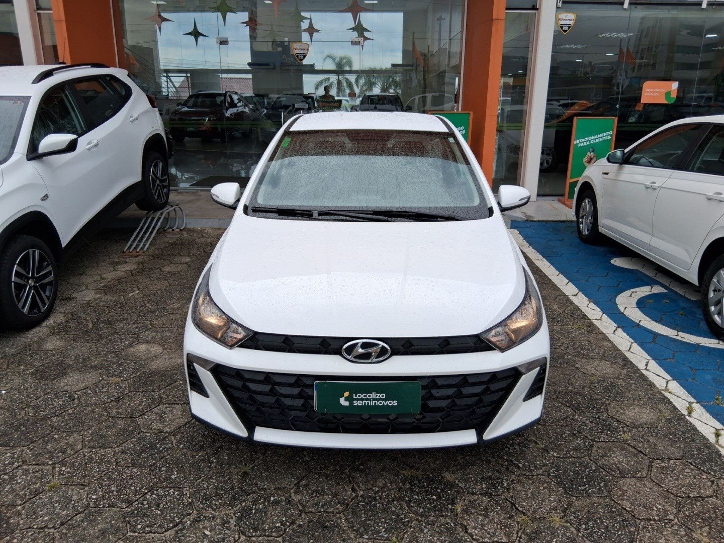 Hyundai HB20S Comfort Plus 1.0 Flex 12V Mec. na cor Branco em São José / SC - 957094