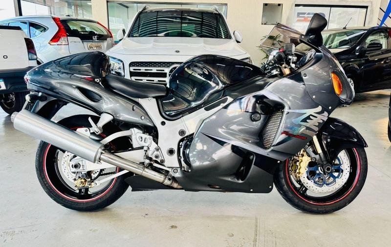 Suzuki GSX 1300 B-KING  na cor Preto em Ponta Grossa / PR - 957224