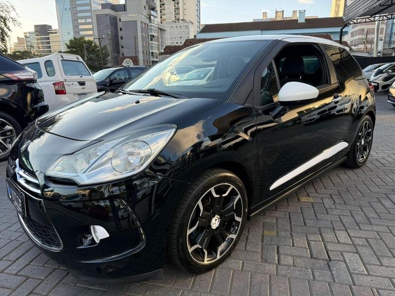 Citroën DS3 1.6 Turbo 16V 3p Mec. na cor Preto em Curitiba / PR - 958061