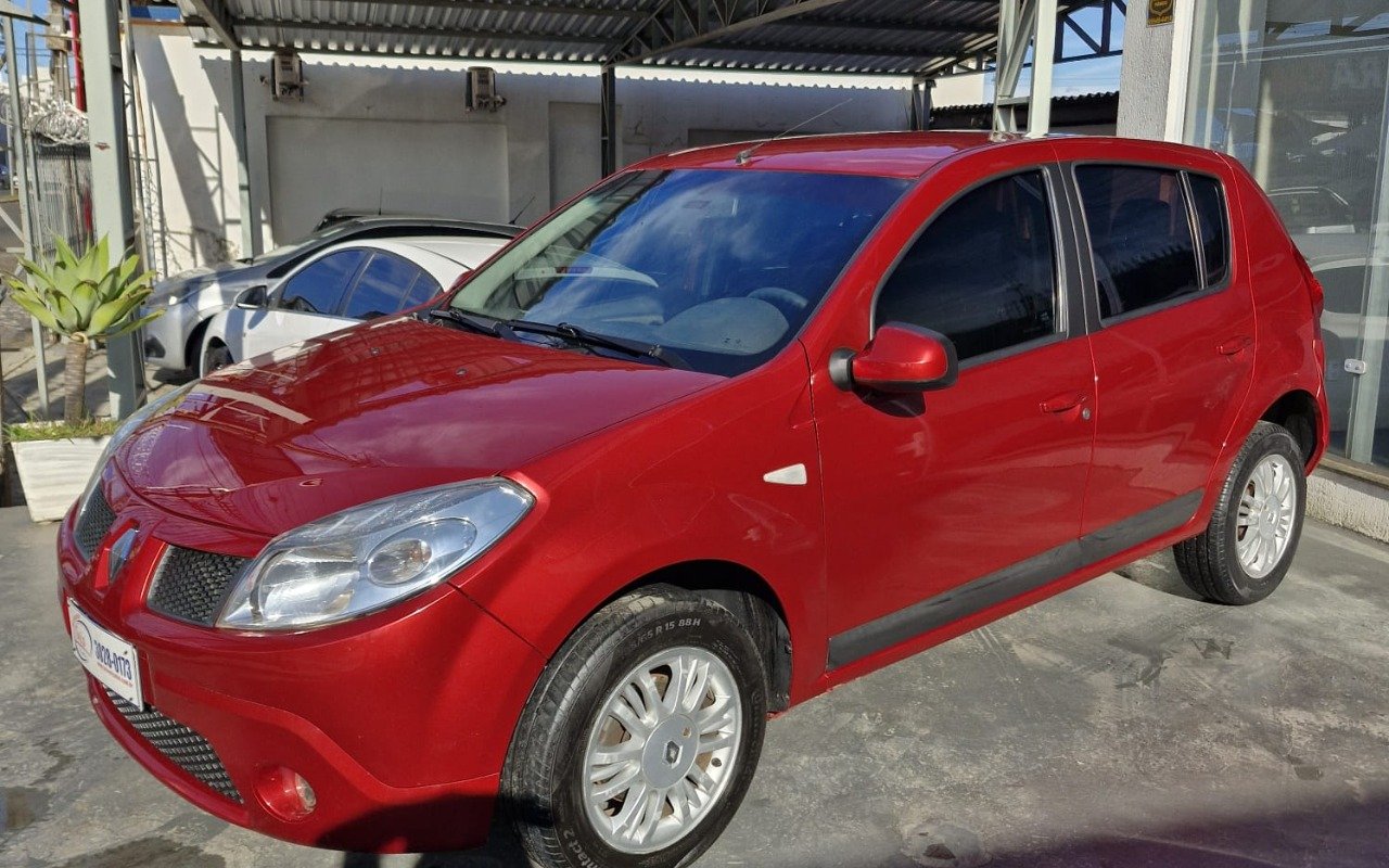 Renault Sandero Privilège Hi-Flex 1.6 8V 5p na cor Vermelho em Ponta Grossa / PR - 958154