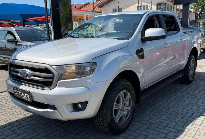 Ford Ranger XLS 2.2 4x4 CD Diesel Aut. na cor Prata em Curitiba / PR - 958157