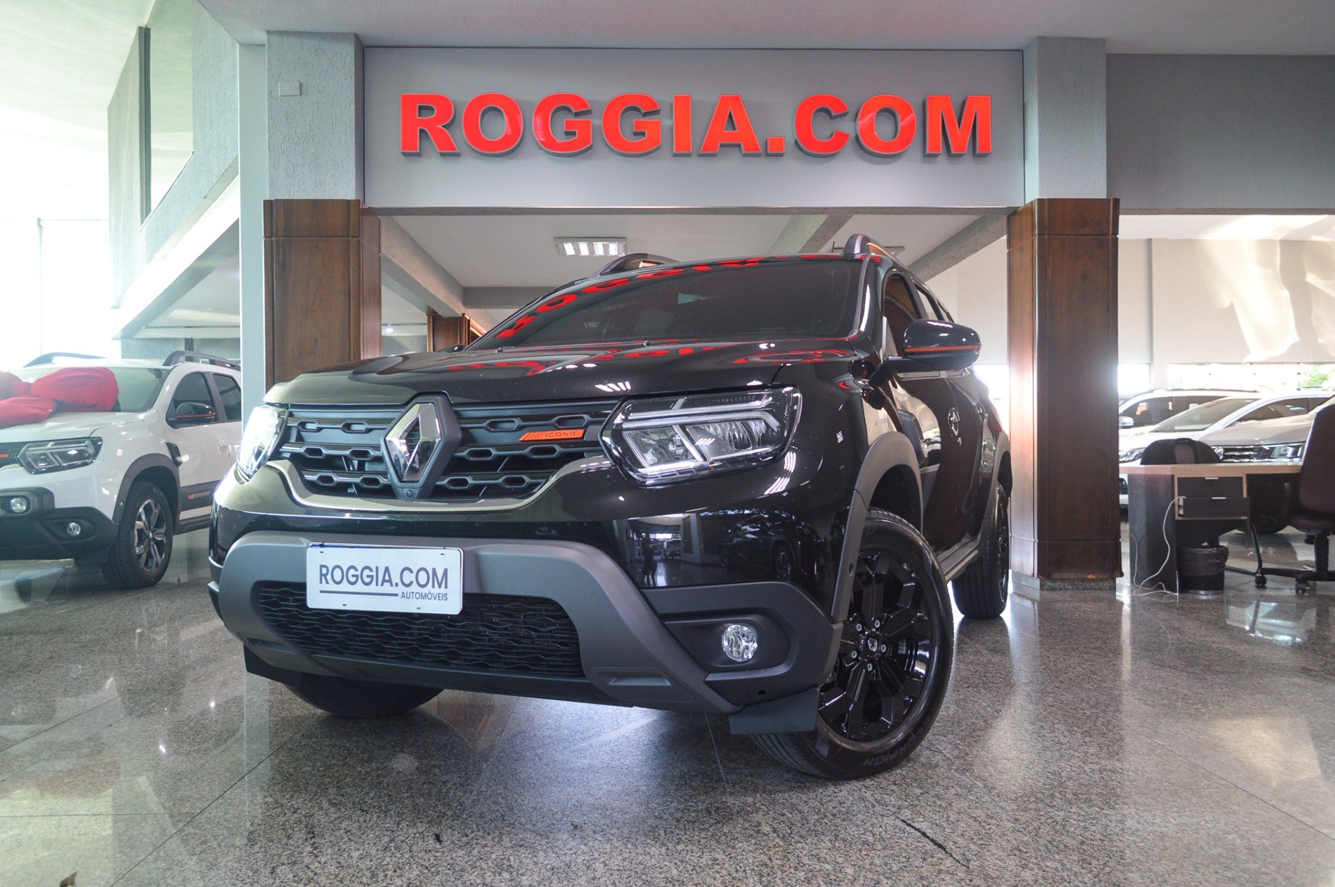 Renault Duster Iconic Plus 1.3 TB 16V Flex Aut. na cor Preto em Curitiba / PR - 958535