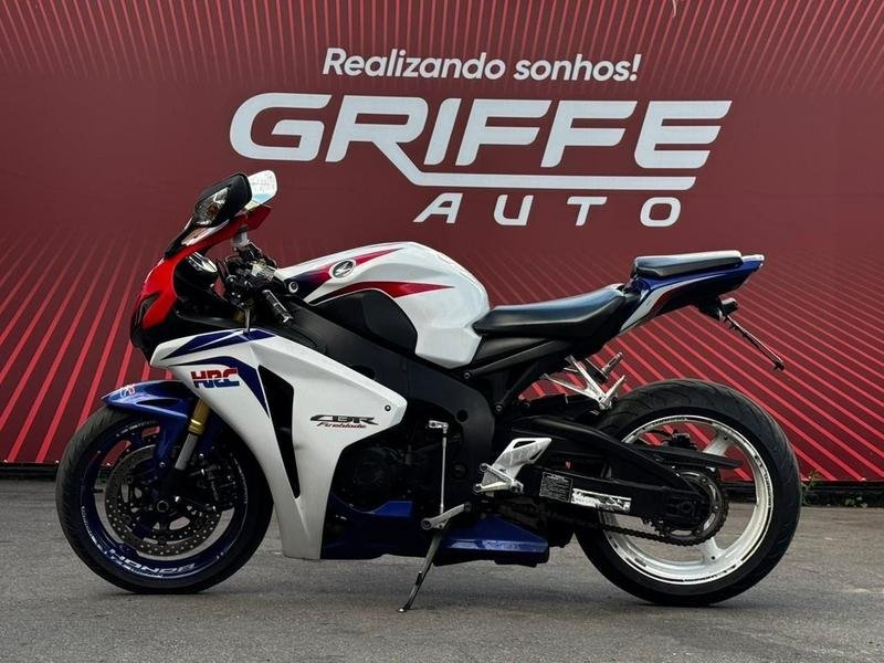 Honda CBR 1000 F  na cor Branco em Curitiba / PR - 958858