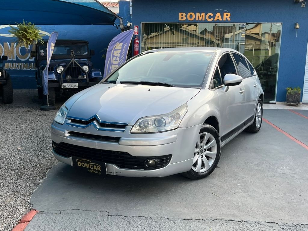 Citroën C4 Excl./Excl. Solar. 2.0 Flex 16V Mec. na cor Prata em Campinas / SP - 958859