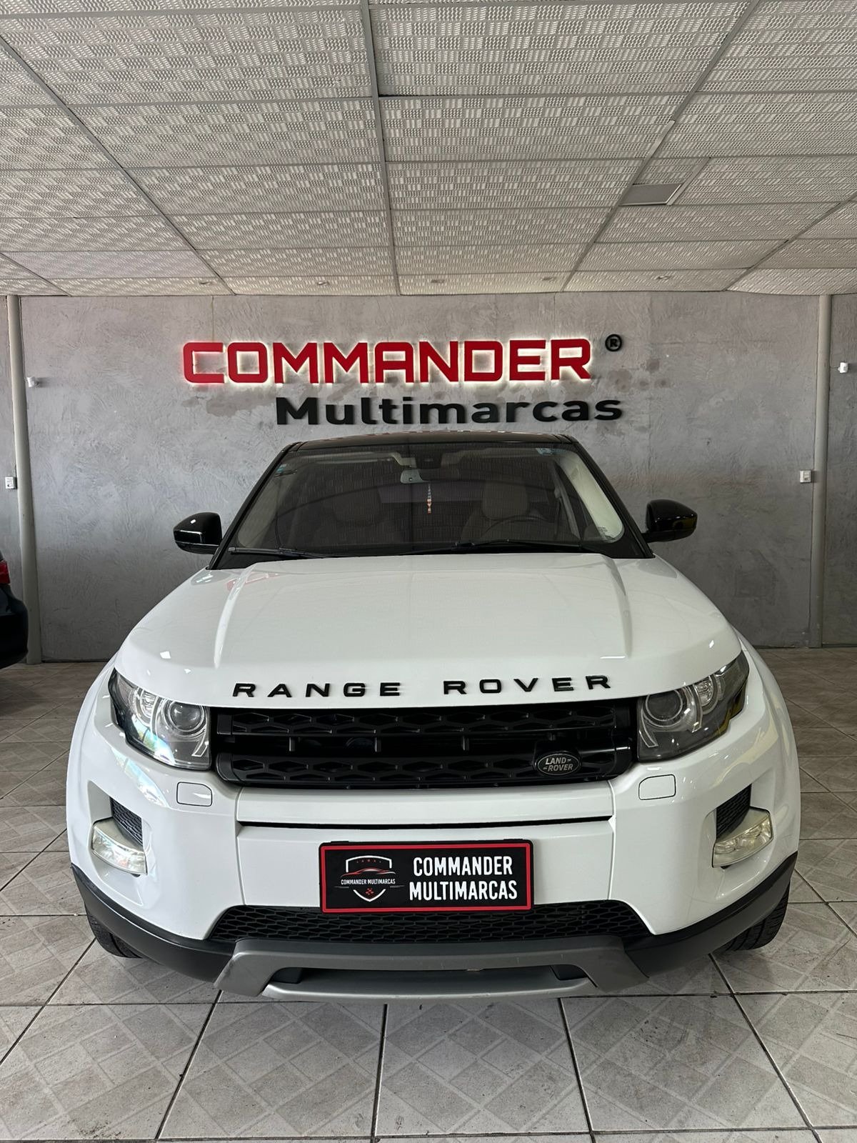 Land Rover Range Rover Evoque Pure 2.0 Aut. 5p na cor Branco no Porto Alegre / RS - 958941