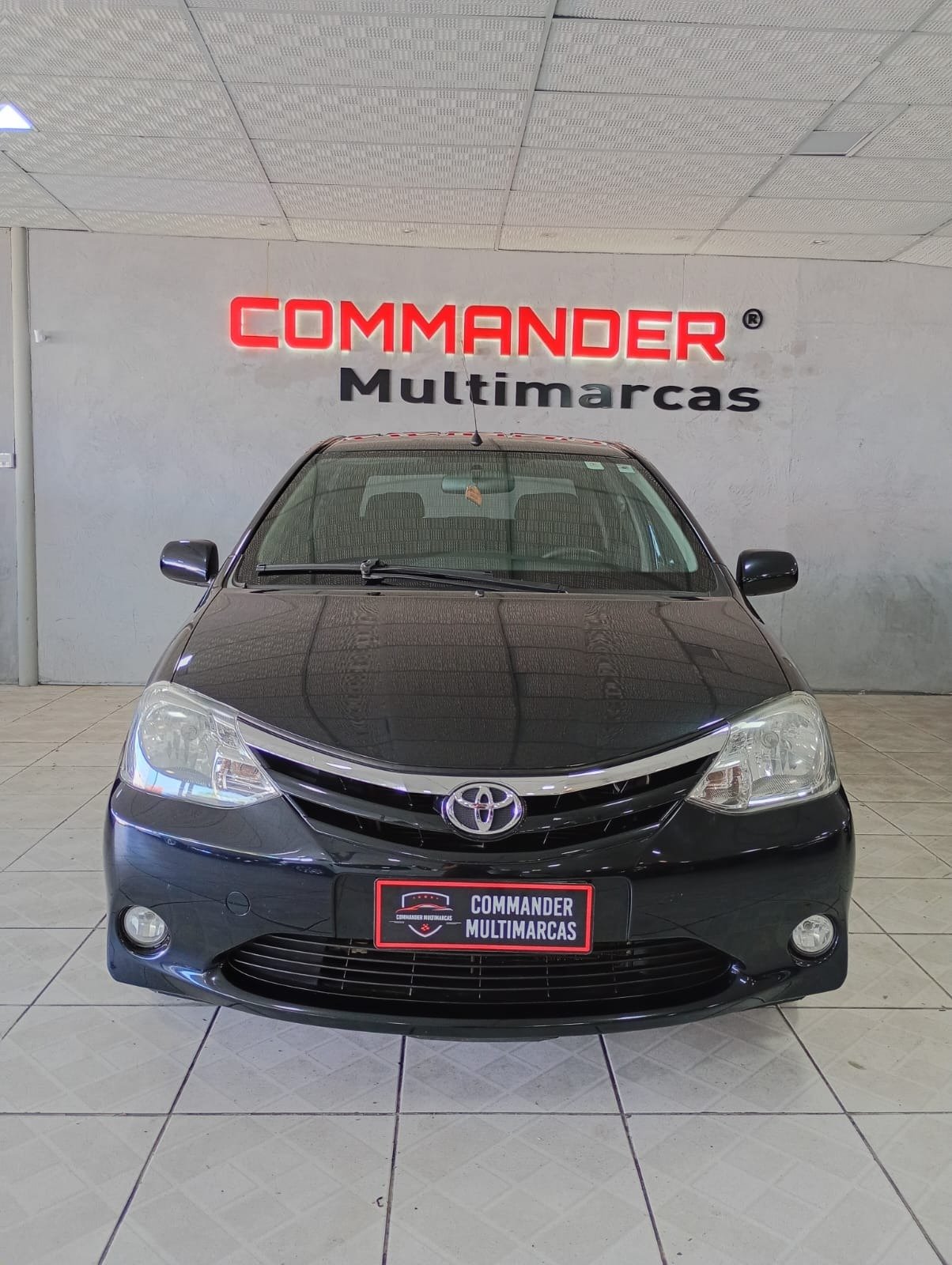 Toyota Etios XLS Sedan 1.5 Flex 16V 4p Mec. na cor Preto no Porto Alegre / RS - 958948