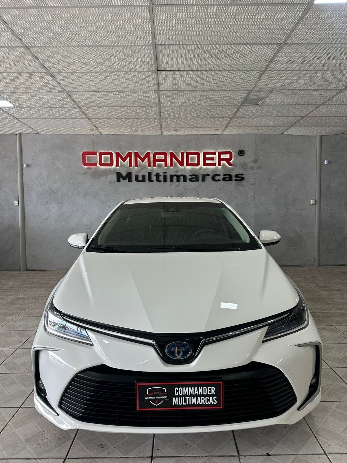Toyota Corolla Altis 1.8 16V Aut. (Híbrido) na cor Branco no Porto Alegre / RS - 959384
