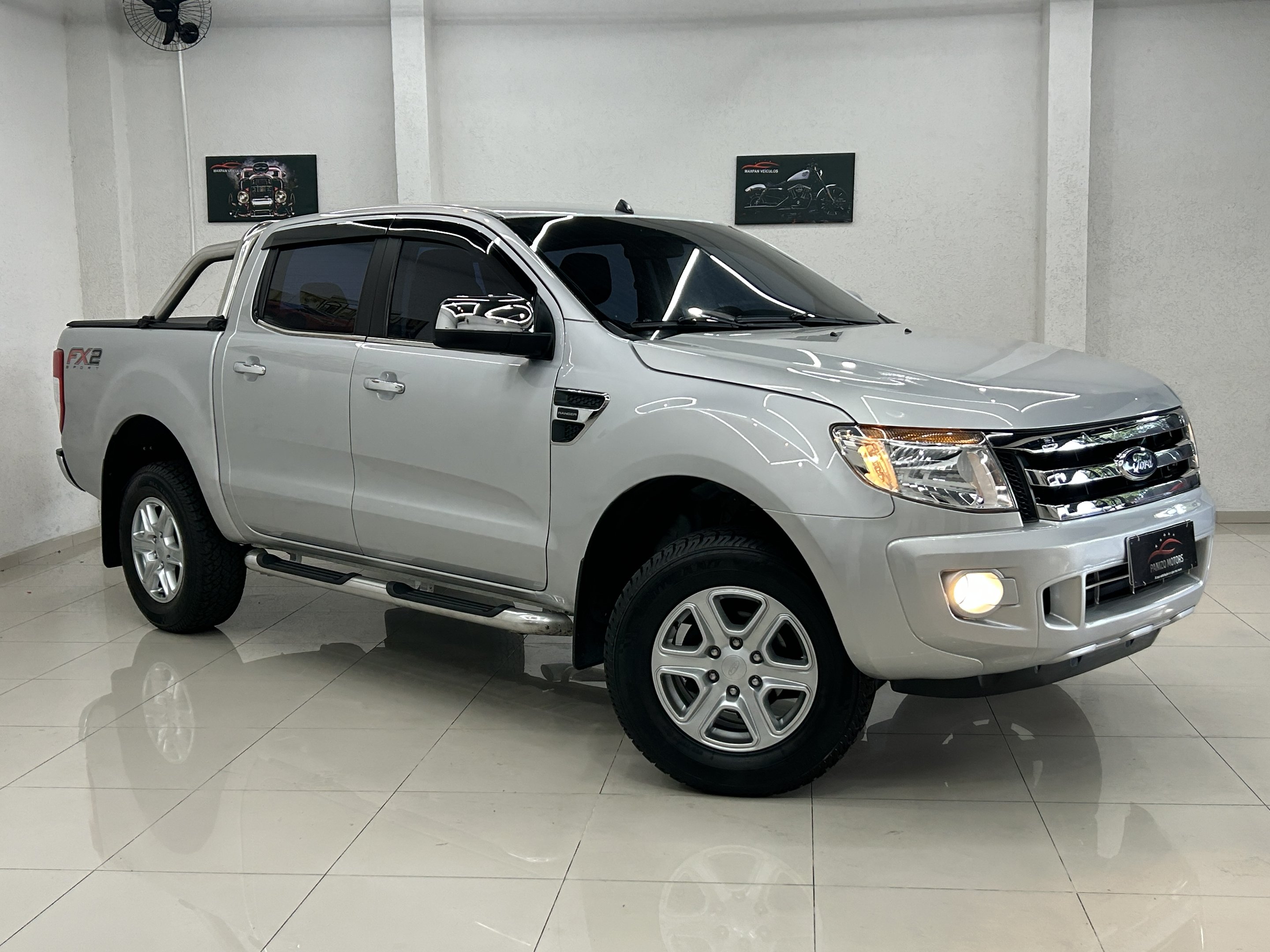 Ford Ranger XLT 2.5 16V 4x2 CD Flex na cor Prata em Curitiba / PR - 959787