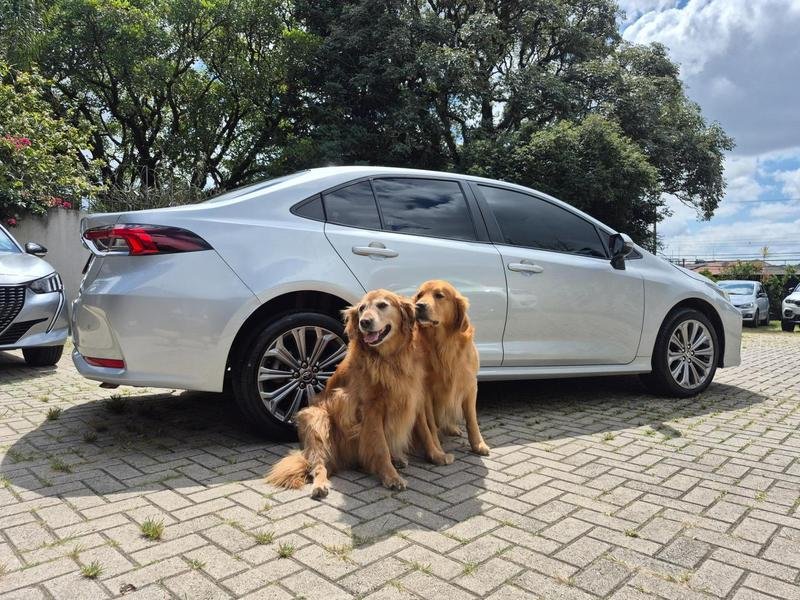 Toyota Corolla XEi 2.0 Flex 16V Aut. na cor Prata em Curitiba / PR - 959798