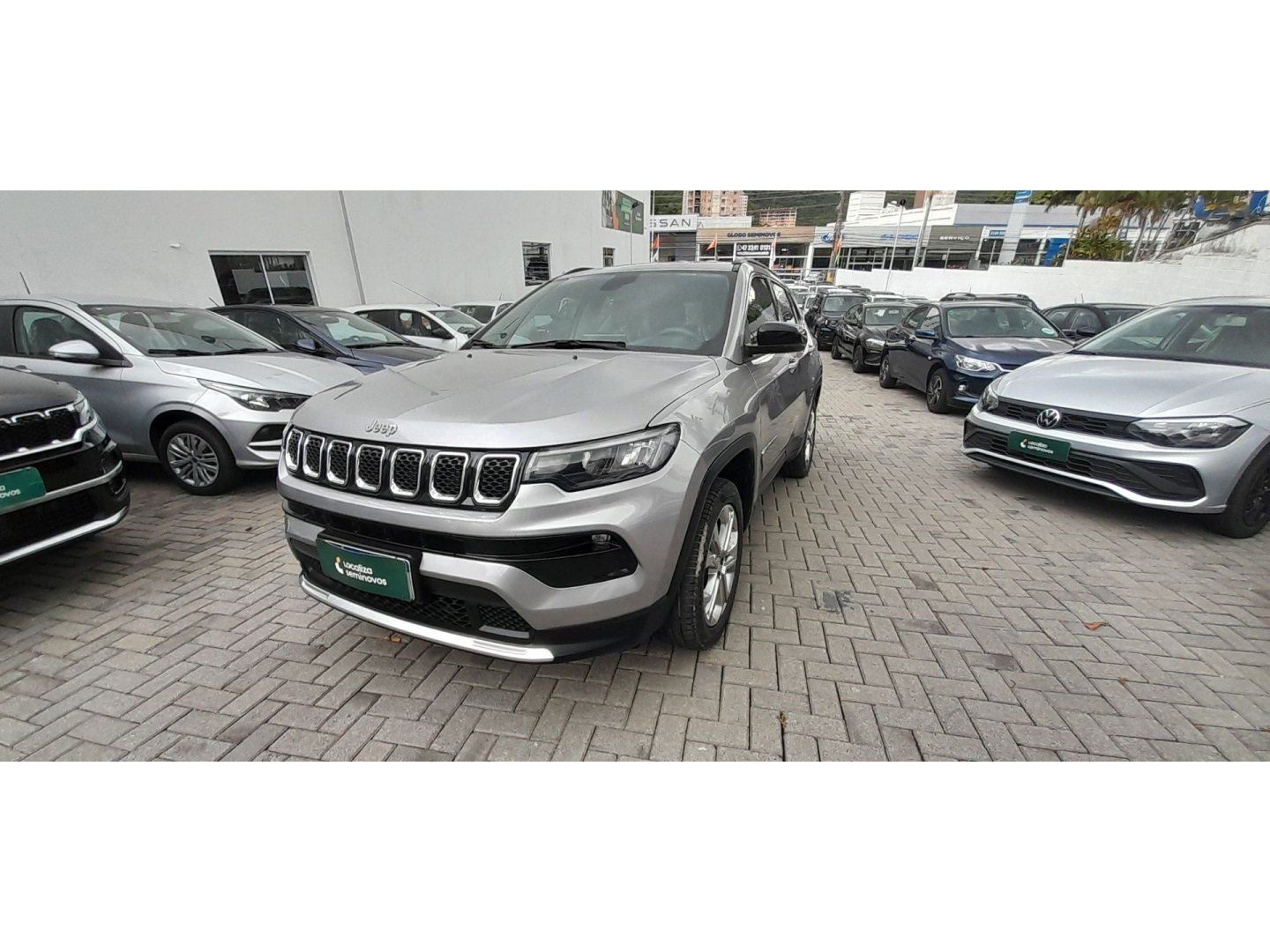 Jeep Compass LONG. T270 1.3 TB 4x2 Flex Aut. na cor Prata em Itajaí / SC - 960327