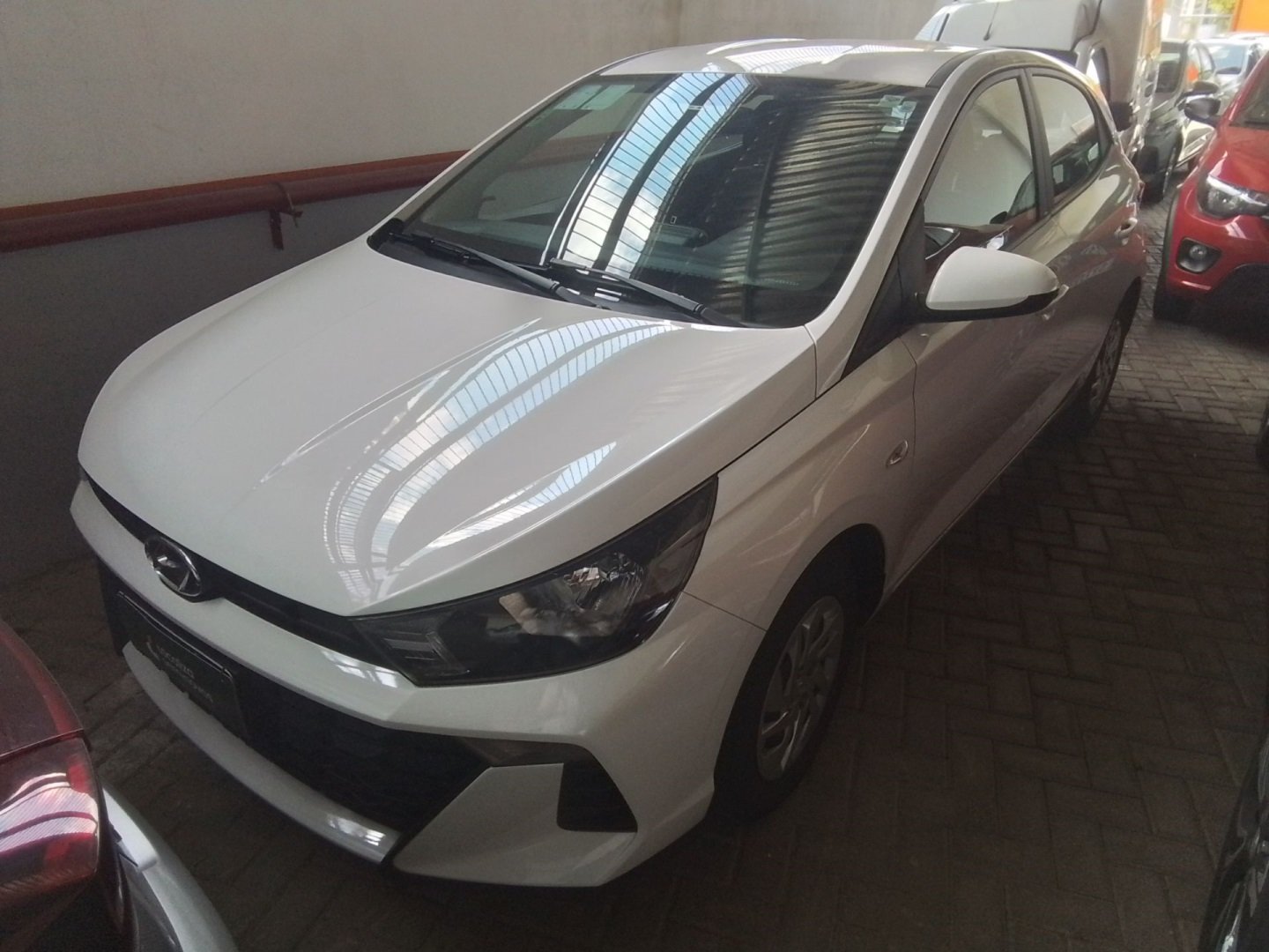 Hyundai HB20 Sense 1.0 Flex 12V Mec. na cor Branco em São José / SC - 960624